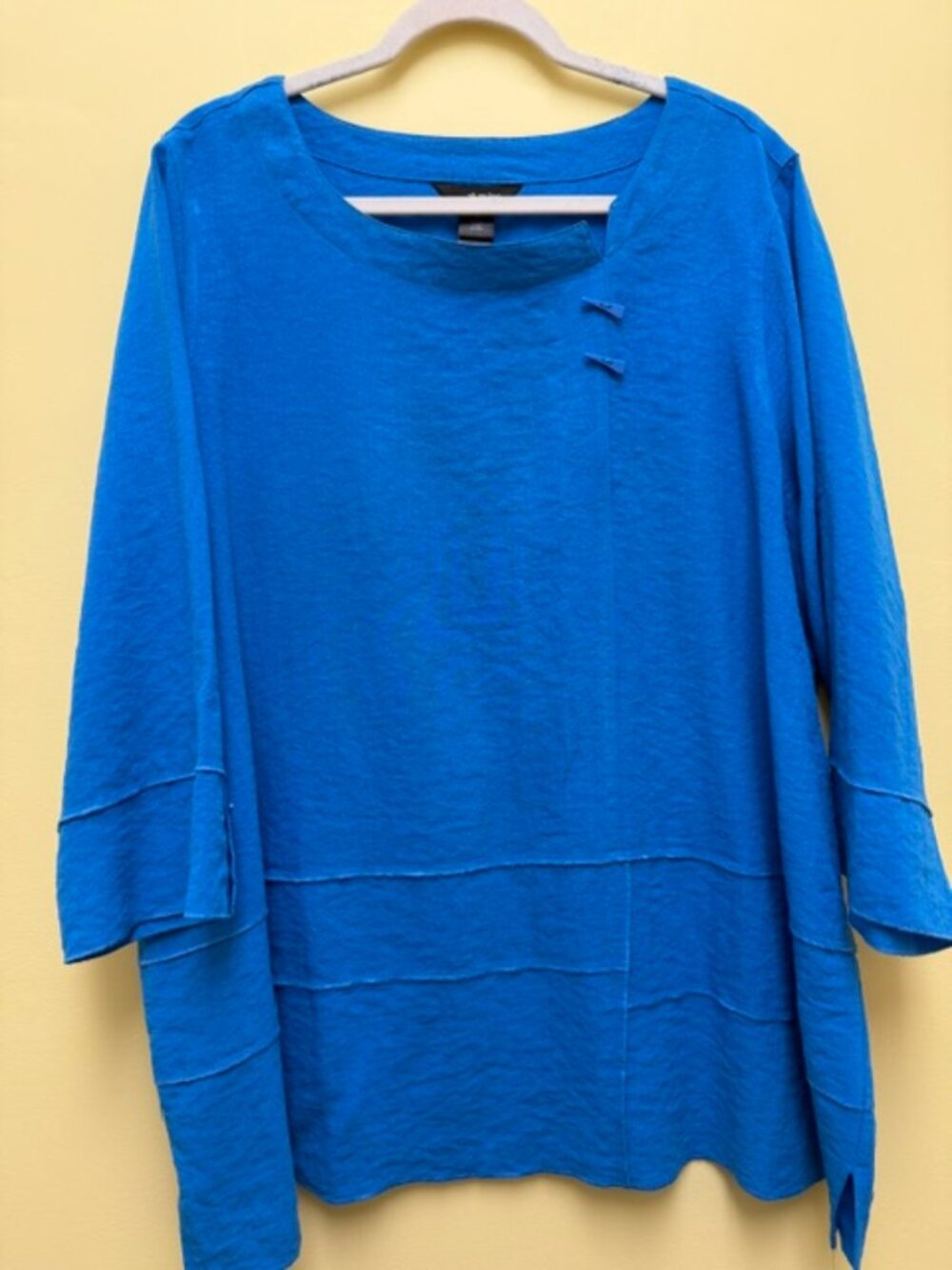 Ali Miles Women’s 2XL Royal Cobalt blue asymmetric neck tunic top.